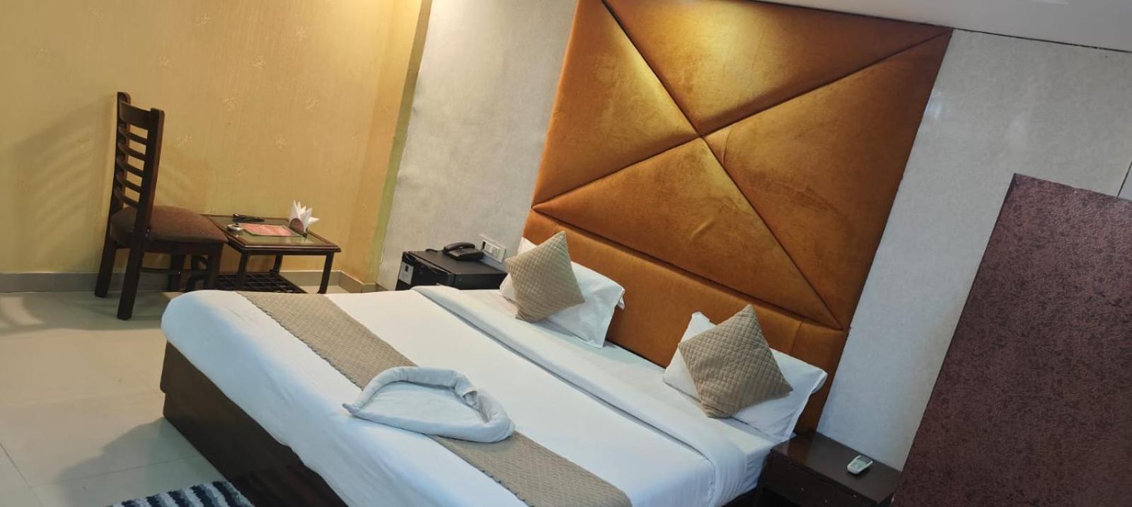 Hotel Grand City Нью-Дели Экстерьер фото
